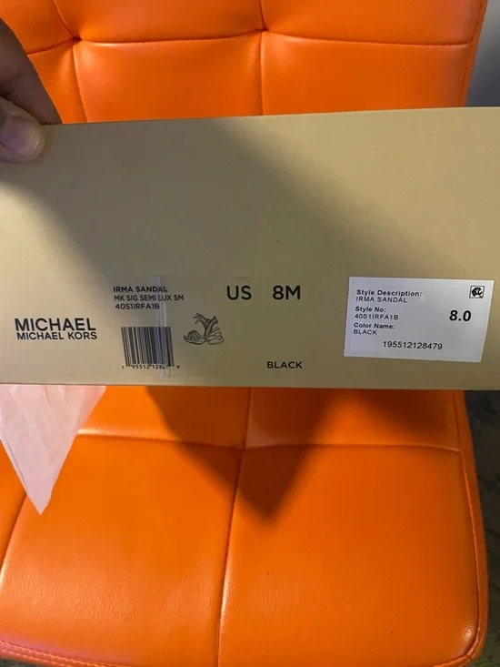 Michael Kors Black Sandal Box Label - Picture 3 of 7